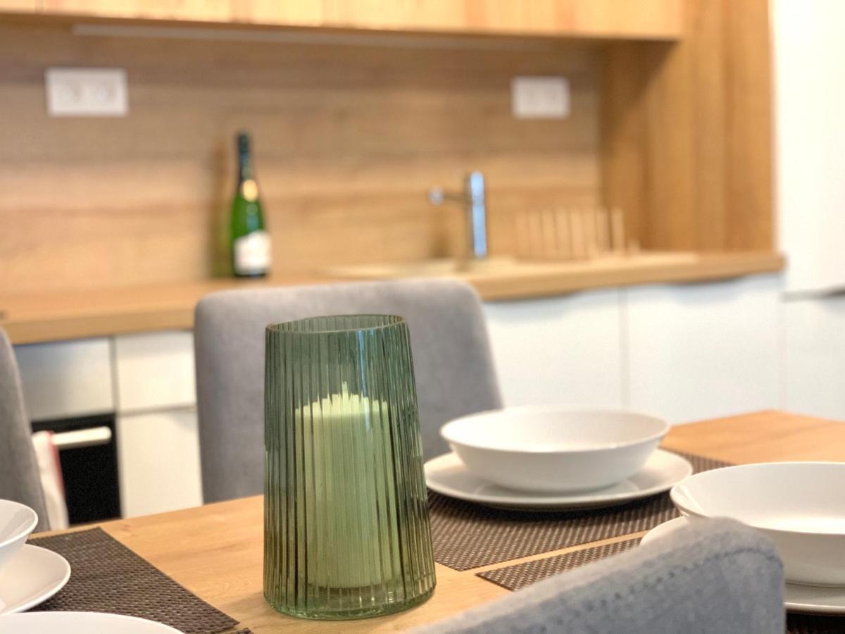 Elegant, Bright Spacious In Center Apartmán Bratislava